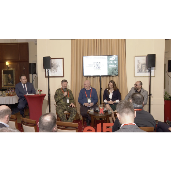 David Hác na konferenci Obrana a bezpečnost