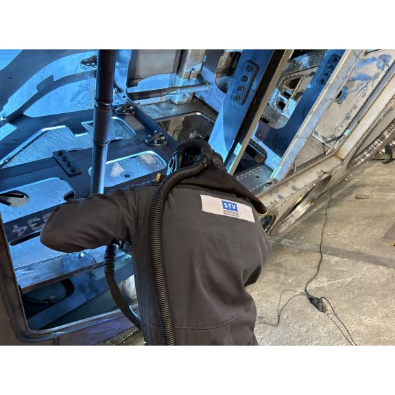 Výroba pancéřovaných korb bojových vozidel BMP-1 v STV Machinery