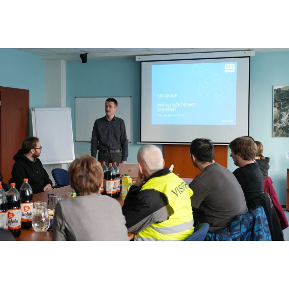 Studenti Univerzity Pardubice na návštěvě v STV GROUP